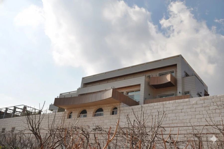 Al Badawi Villa — 1